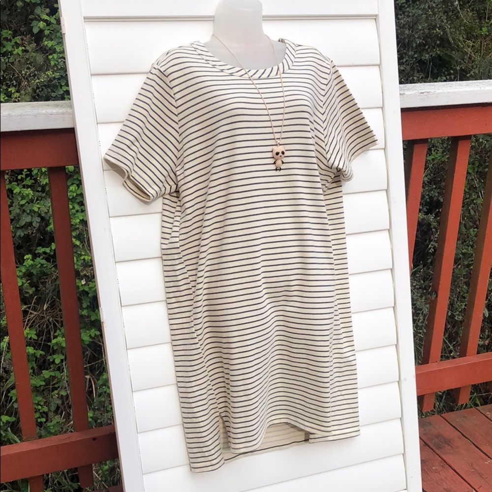 Buffalo David Bitton Casual Black and White Crew Neck Dress
